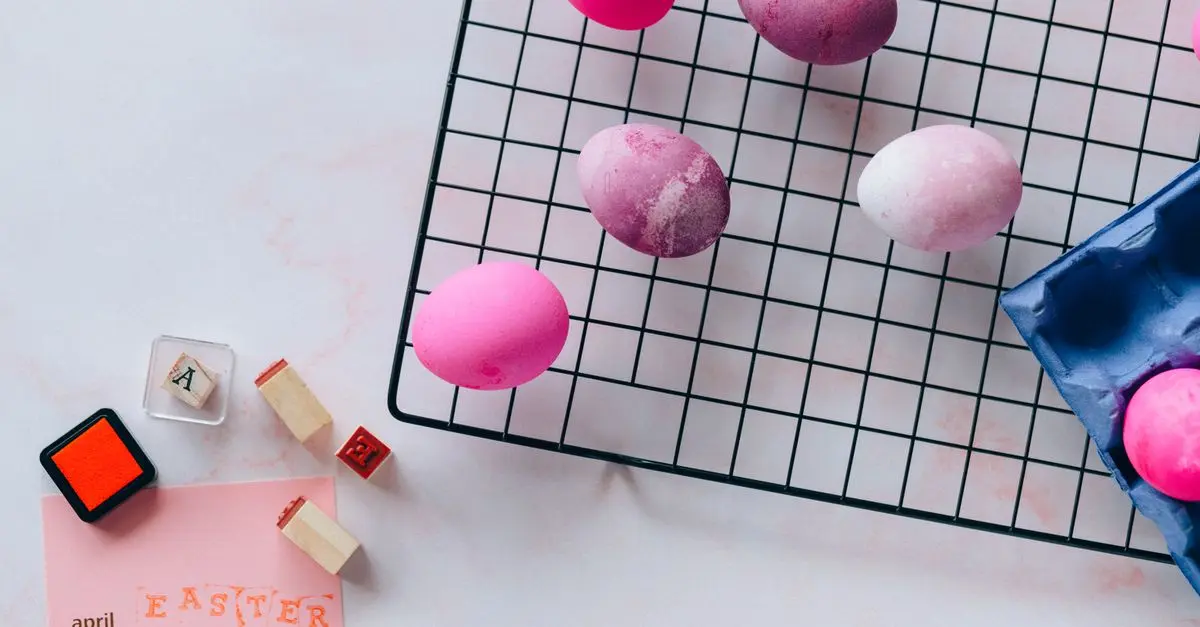 Comment réaliser des chocolats de Pâques décoratifs facilement